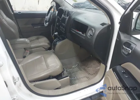 2013 Jeep Compass Limited z USA, uszkodzony, nr VIN 1C4NJDCB8DD218161